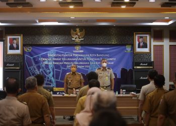 Wakil Wali Kota Bandung, Yana Mulyana dan Kepala BPN Kota Bandung, Andi Kadandio