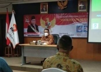 Ketua Fraksi PKS DPRD Prov Jawa Barat Haru Suandharu