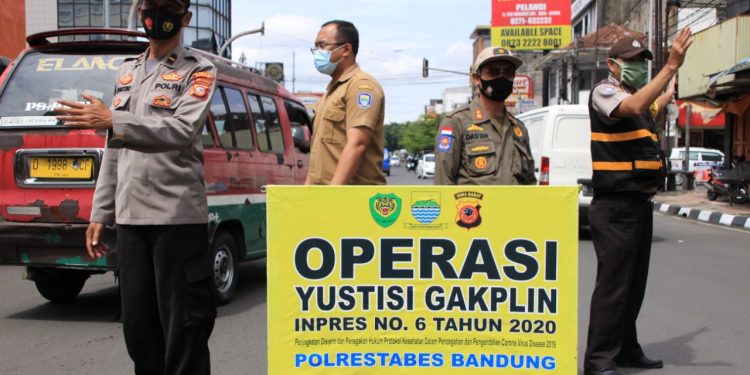 selama 7 hari Satpol PP Kota Bandung menjaring 524 pelanggar.