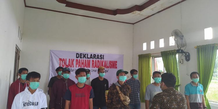 Aliansi Pemuda Karawang Anti Radikalisme (APKAR) Tolak Paham Radikalisme (foto:ist)