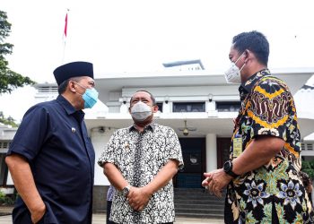 Ketua Satgas Penanganan Covid-19 Kota Bandung, Oded M Danial, Wakil Walikota Yana Mulyana, Sekda Ema Sumarna