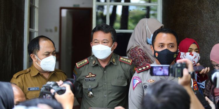 ungkap Sekretaris Satpol PP Kota Bandung, Agus Priono