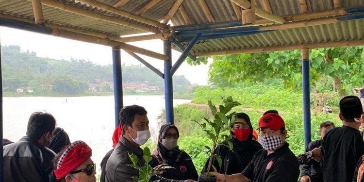 Sekretaris DPD PDI Perjuangan Jabar Ketut Sustiawan (foto:ist)