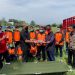Anggota DPR RI TB Hasanuddin serahkan bantuan pada Baguna PDI Perjuangan Majalengka (foto:ist)