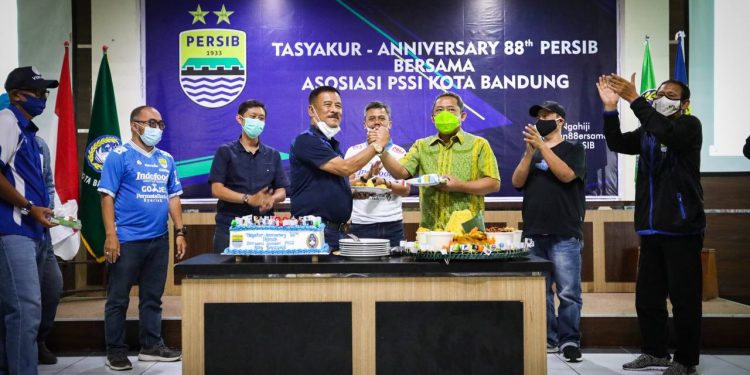 Syukuran Ulang Tahun Persib bersama 36 PS dan Legenda Persib, yang digelar Minggu (14/3/2021)