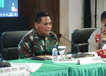 Pangdam III/Siliwangi Mayjen TNI Nugroho Budi Wiryanto, pimpin langsung Rapat Koordinasi Komite Penangananan Covid-19 (foto:ist)