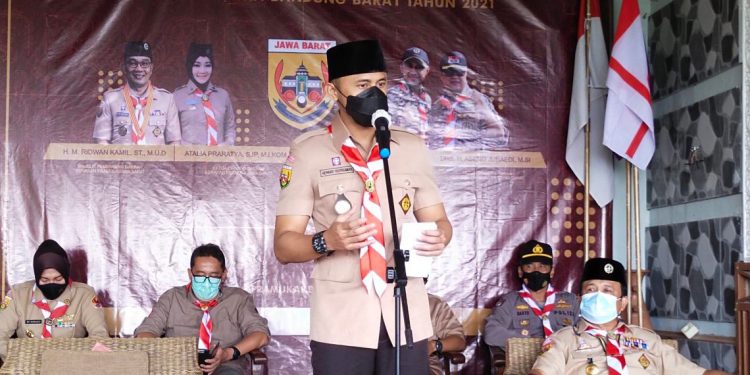 Plt. Bupati Bandung Barat Hengki Kurniawan saat Membuka Rakercab Gerakan Pramuka KBB
