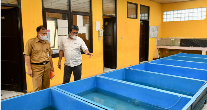 Komisi II DPRD Provinsi Jawa Barat Melaksanakan Kunjungan Kerja ke Cabang Dinas Perikanan dan Kelautan Wilayah Selatan di Singaparna Kabupaten Tasikmalaya dalam rangka dalam rangka evaluasi program dan kegiatan TA 2021 dan rencana TA 2022,  Senin, (04/10/2021).