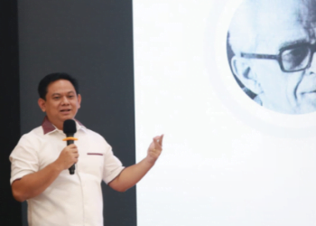 Anggota DPRD Provinsi Jawa Barat Abdy Yuhana saat menjadi narasumber dalam webinar dengan tema Aktifasi Partisipasi Elektoral Berpengetahuan Mahasiswa : Pendekatan Literasi Regulasi Pemilu yang digelar oleh Fakultas Hukum Universitas Pasundan, Senin (29/11/2021).