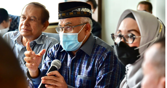 Pimpinan dan Anggota Komisi IV DPRD Provinsi Jawa Barat melaksanakan Rapat Kerja dengan Mitra diantaranya BAPPEDA , Dinas Bina Marga dan Penataan Ruang serta Dinas Lingkungan Hidup Provinsi Jawa Barat terkait dengan Pembahasan RAPBD Tahun Anggaran 2022.