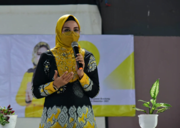 Wakil Ketua Komisi IV DPRD Provinsi Jawa Barat DR. Hj. Cucu Sugyati.SE melaksanakan Reses I Tahun Sidang 2021-2022 di Gedung Graha LA Majalaya , Kabupaten Bandung
Kamis (2/12/ 2021 )