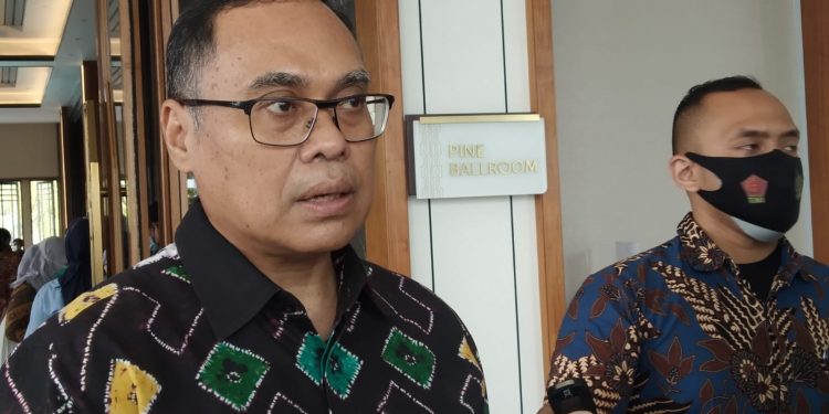 Rektor Universitas Jendral Achmad Yani, Prof Hikmahanto Juwana S.H., LL.M., Ph.D (foto:ist)