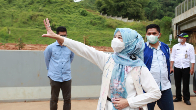 Insya Allah . Tol Cisumdawu Akan Segera Segera Beroperasi Menyeluruh