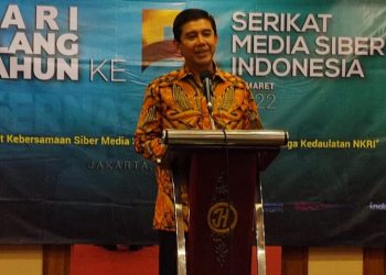 Teks foto: Mantan Dubes RI untuk Ukraina, Prof. Dr. Yuddy Chrisnandi ketika berbicara pada peringatan HUT ke-5 SMSI di Jakarta, Senin malam 7 Maret 2022 (Foto: Istimewa).