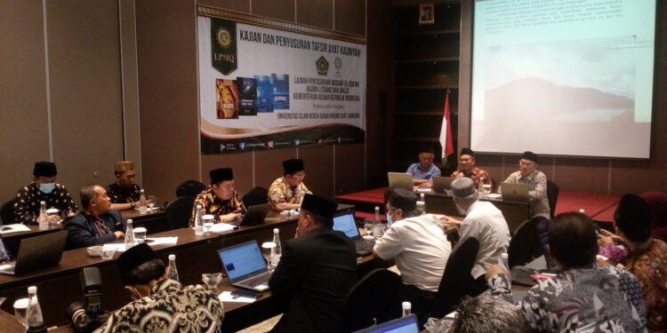 LPMQ Kemenag RI-UIN SGD hadirkan para ahli tafsir dan sains untuk membahas Ayat Kauniyah tentang Air, Selasa, 17/5/2022 De Paviljoen, Bandung/Photo.Dok. Bedanews.com