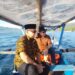 Keterangan foto: Ketua DPD RI, LaNyalla Mahmud Mattalitti ditemani Wakil Ketua DPRD Alor, Sulaiman Singhs saat meninjau Pantai Mali, Alor, Nusa Tenggara Timur, Jum'at (3/6/2022) pagi. (Doc).