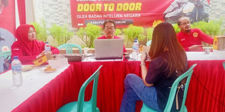 Vina, Seorang warga yang akan melakukan Traveling Membutuhkan Vaksin Buster