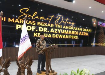 Teks foto: Ketua Dewan Pers, Prof. Dr. Azyumardi Azra saat berbicara selaku keynote speaker pada Rapimnas SMSI di Mabes TNI AD Jakarta, Kamis 21 Juli 2022 (Foto: Istimewa).