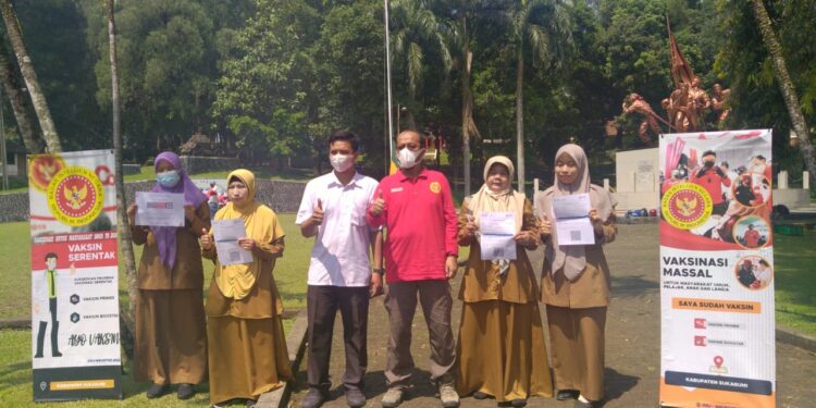 Kaposda BIN Kabupaten Sukabumi Beserta Para Guru SD Pompa Parungkuda