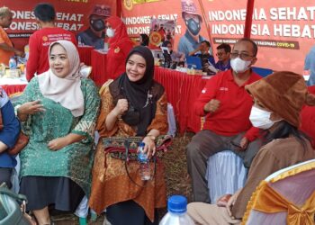 Kapus Sukaraja didampingi Ibu-Ibu PKK Kecamatan Sukaraja Kabupaten Sukabumi