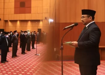 Menag Yaqut Cholil Qoumas  melantik 32 pejabat Pimpinan Tinggi Pratama Kementerian Agama. Acara pelantikan berlangsung di gedung HM Rasjidi Kantor Kementerian Agama Jln MH Thamrin, Jakarta. Rabu (4/10/2022)./dok.photo kemenag