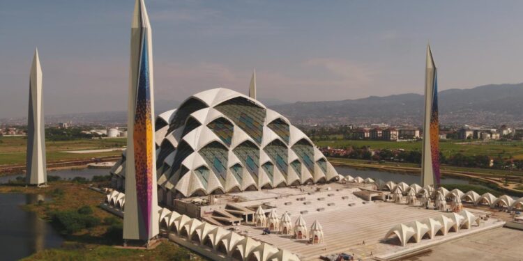 Masjid Al Jabbar (foto:ist)