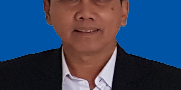 Teks foto: Irjen. Pol. (Purn) Adv. Drs. Achmat Juri, M.Hum. (Istimewa).