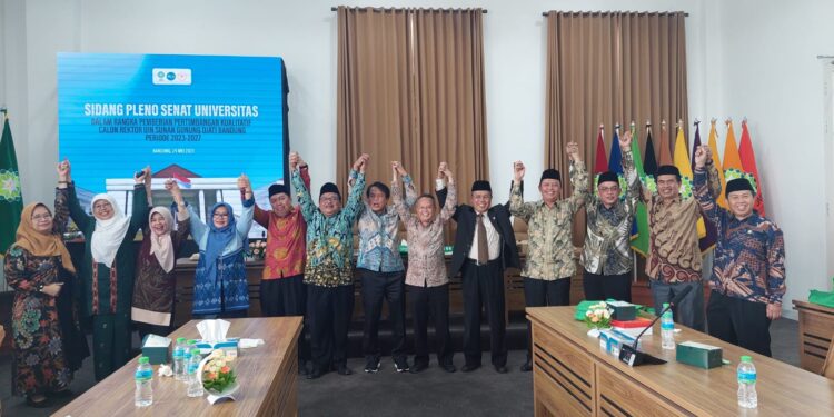 13 calon rektor UIN SGD Bandung Deklarasikan Damai bersama./dok.phot hmsuinsgd