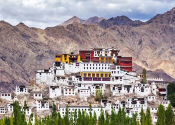 https://matadornetwork.com/read/monasteries-ladakh-india/