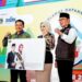 Kepala Dinas Pendidikan Jabar Wahyu Mijaya mendampingi Gubernur Jabar Ridwan Kamil dan Bunda PAUD Jabar Atalia Praratya di Jambore Pokja Bunda PAUD Provinsi Jawa Barat. (Foto: Disdik Jabar)