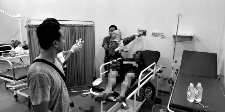 Sang Ayah korban anak sontoloyo mendapat perawatan RS Pelabuhanratu