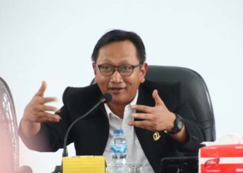 Ketua Komisi I DPRD Provinsi Jawa Barat, Bedi Budiman saat melakukan kunjungan kerja ke KPU Kabupaten Kuningan, Kamis (1/2/2024).