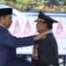 PENGANUGERAHAN PANGKAT JENDERAL-Presiden Jokowi menganugerahkan pangkat Jenderal TNI AD kepada Menhan & juga sebagai Capres, Prabowo Subianto. (Foto Istimewa).