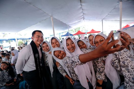 Kadisdik Jabar, Wahyu Mijaya dalam acara Smaja University Fair Tahun 2024 di SMAN 1 Majalaya, Kab. Bandung, Rabu (7/2/2024).