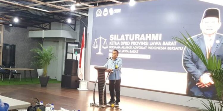 Ketua DPRD Jabar Bersilaturahmi dengan Para Advokat