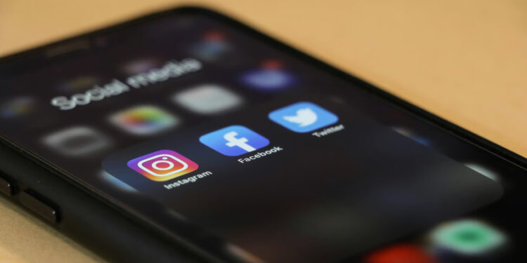 Social Media Blue Tick (Foto Unsplash)