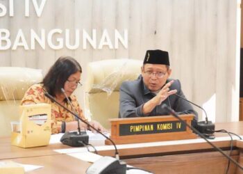 Wakil Ketua Fraksi Partai Gerindra
yang juga Anggota Komisi IV DPRD Provinsi Jawa Barat Daddy Rohanady saat menerima kunjungan kerja Badan Musyawarah (Banmus) DPRD Kalimantan Tengah, Kota Bandung, Selasa (14/8/2024).
