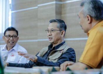 Disdik Jabar berkolaborasi dengan OJK Jabar dan Bank BJB meluncurkan program Edukasi Keuangan di SMKN 4 Bandung, Selasa (6/8/2024).
