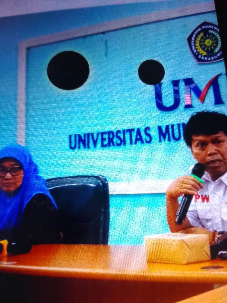 JALIN KERJASAMA-Rektor UMMI, Prof. Dr. RENY SUKMAWANI, M.P, saat menerima silaturahmi Pengurus PWI Kabupeten Sukabumi di ruang rapat B4 UMMI Jl. R. Syamsudin No. 50 Kota Sukabumi. Foto Ist).