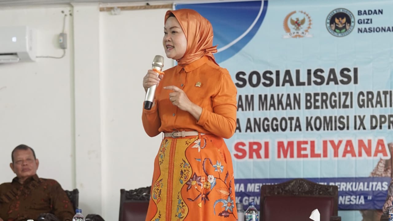 Anggota Komisi IX DPR RI, Sri Meliyana bersama BGN sosialisasi program makan bergizi gratis di Sumatra Selatan.
