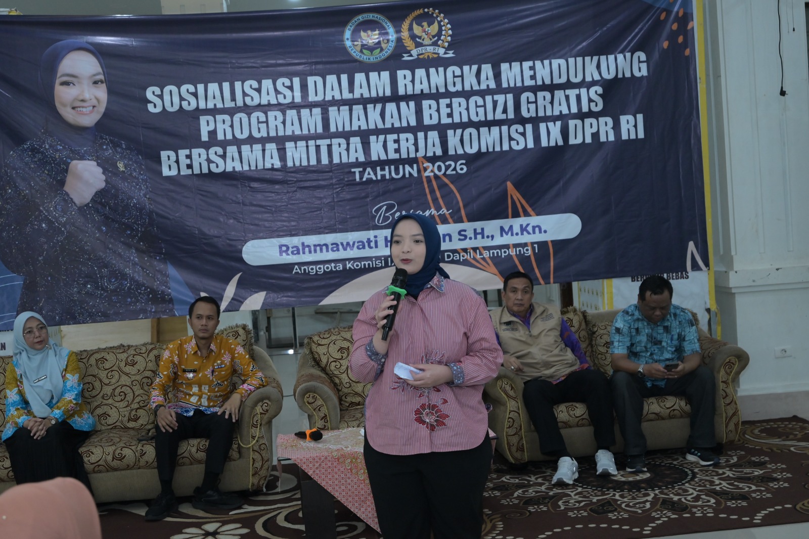 Anggota Komisi IX DPR RI, Rahmawati Herdian, melaksanakan kegiatan sosialisasi Program Makan Bergizi Gratis (MBG) bersama mitra dari Badan Gizi Nasional di Bandar Lampung.