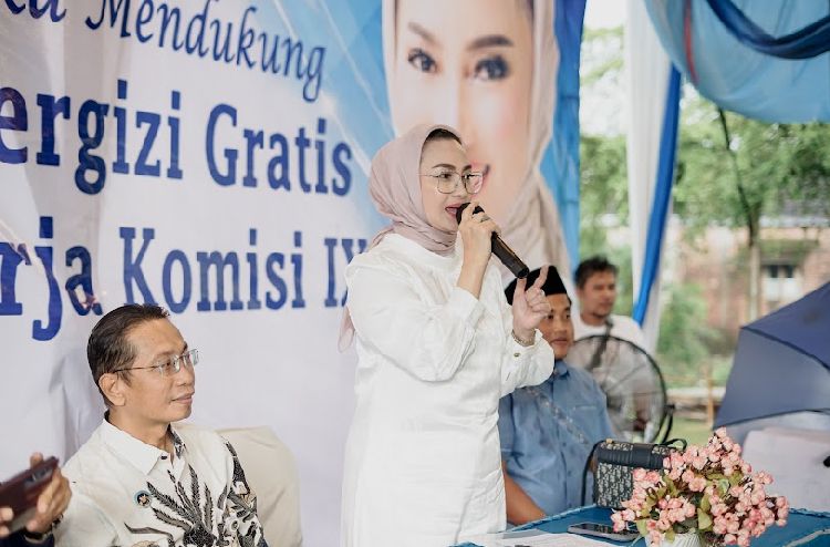 Komisi IX DPR RI bersama mitra kerja Badan Gizi Nasional (BGN) menggelar sosialisasi program MBG kali ini di Gedung Yuzar House Club, Desa Kalidawir, Kecamatan Tangulangin, Kabupaten Sidoarjo