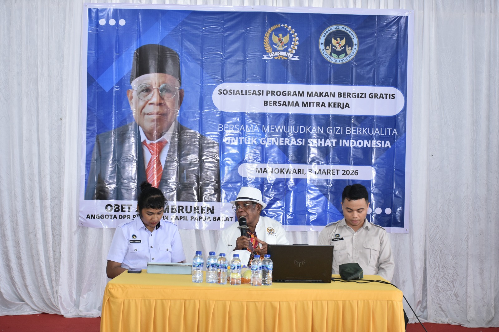 Anggota Komisi IX DPR RI Obet Rembruren sosialisasi program makan bergizi gratis
