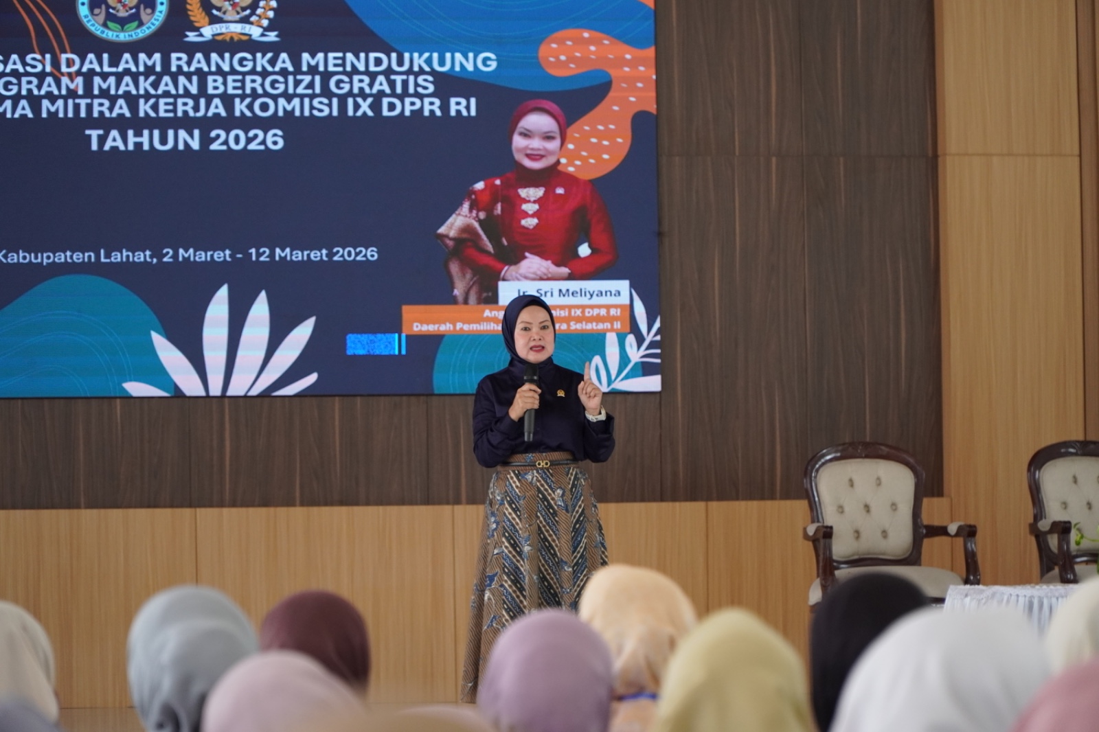 Anggota Komisi IX DPR RI, Sri Meliyana saat sosialisasikan program MBG