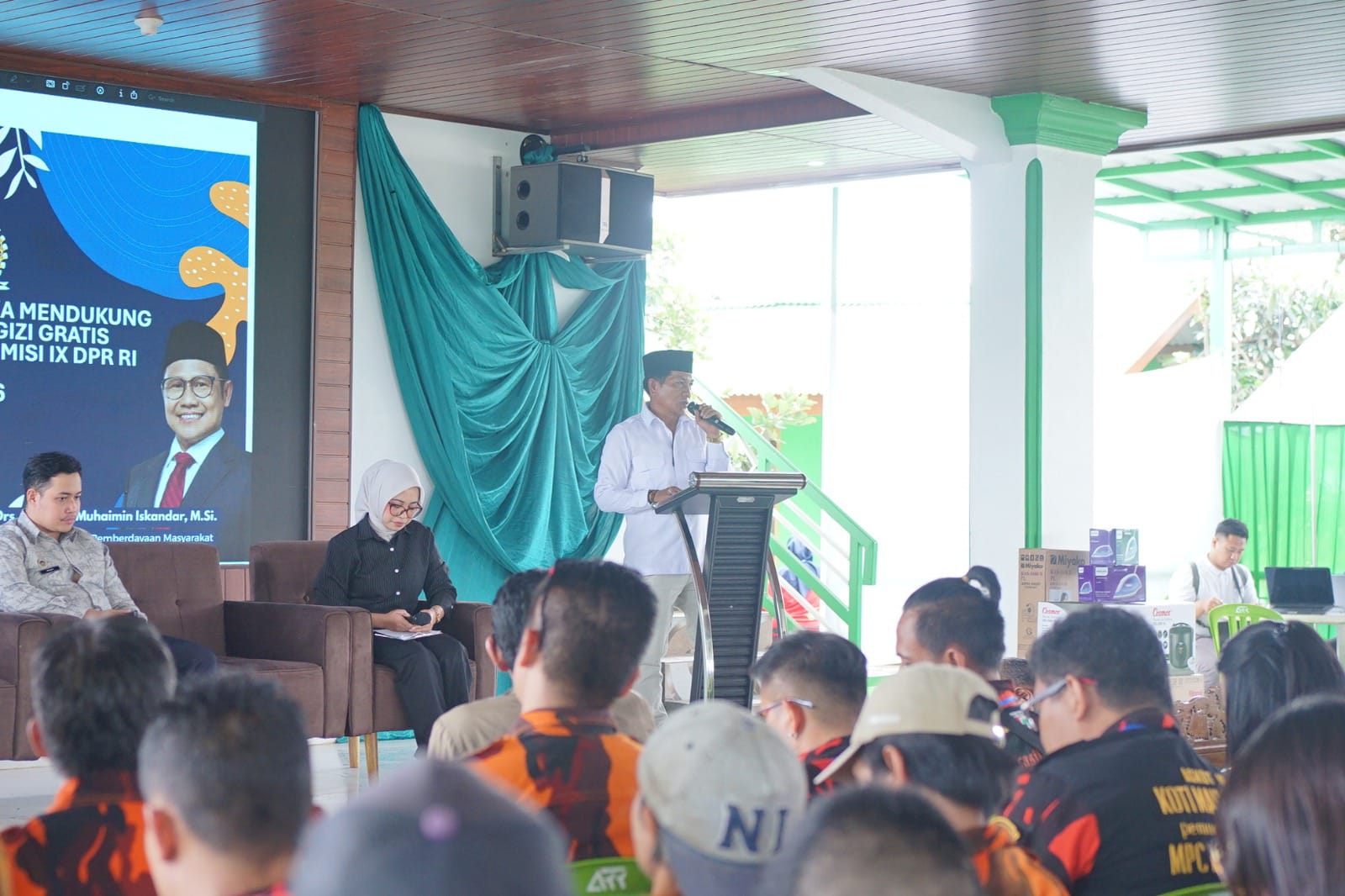 Sosialisasi program makan bergizi gratis di Bandung