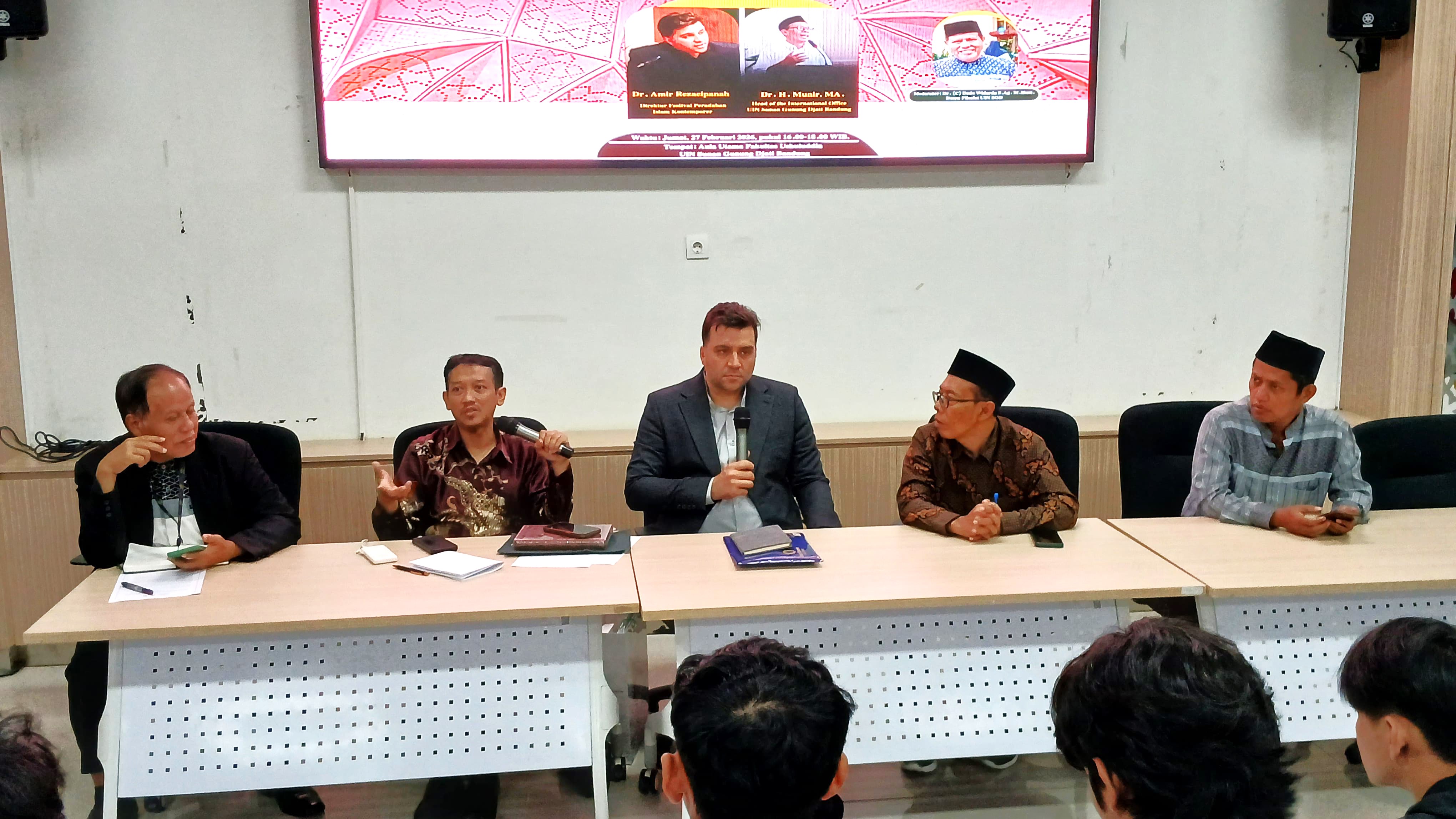 DIALOG PERADABAN: UIN SGD Bandung- Republik Islam Iran sepakat akan menggelar Pestival Peradaban Islam Kontemporer tahun depan (2027)/dok/bedanews.com