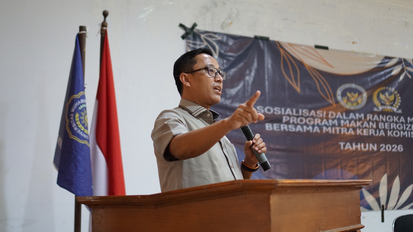 Kegiatan sosialisasi MBG di Universitas Muhammadiyah Gresik