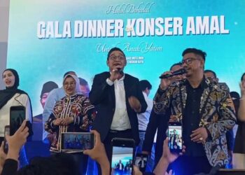 Konser amal Pasha Ungu di Cirebon