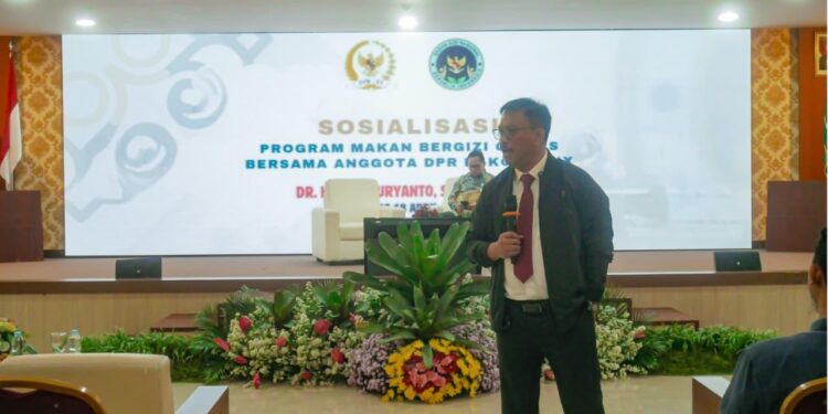 Anggota Komisi IX DPR RI, Editor Wuryanto sosialisasikan program MBG di Semarang