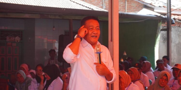 Anggota Komisi IX DPR RI, Obon Tabroni sosialisasi program MBG di Bekasi